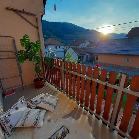 Ilidza- Kuca Dva Sprata Ilidža